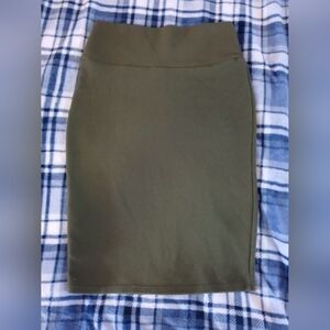 LuLaRoe Olive Green Skirt - XS - Trendy and Chic for Everyday Wear